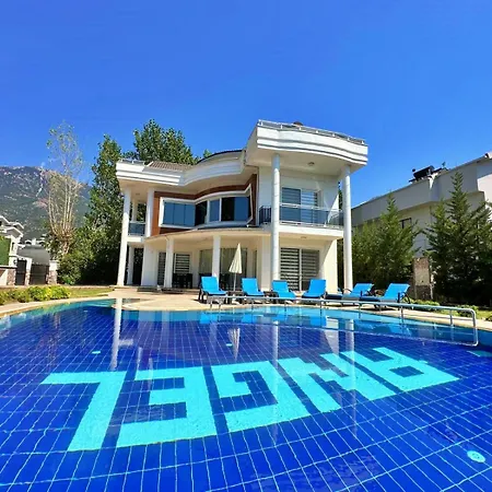 Valley Villa - 4 bedroom Private Villa